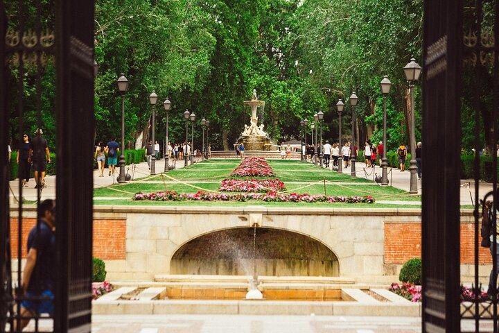 Madrid Highlights and Hidden Gems Private Tour with a Guide