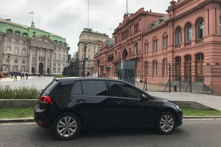 Aeropuerto EZE hacia o desde Buenos Aires con conductor de habla inglesa