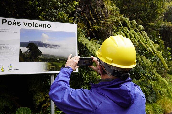 Day Tour: Doka Estate, Poás Volcano and La Paz Waterfalls