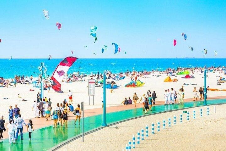 Transferência privada de Dubai para Kite Beach em Dubai