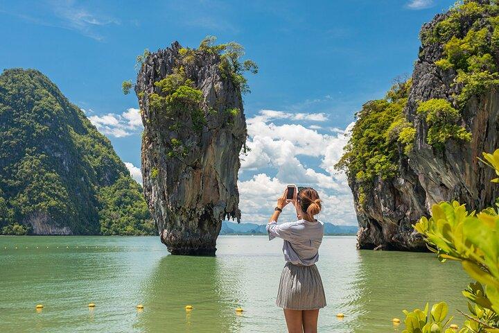 Excursión de un día en lancha rápida a las islas Lazy James Bond y Yao desde Phuket