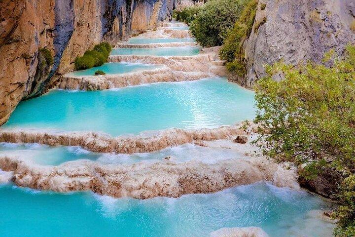 Ayacucho: Piscine turchesi nascoste Millpu