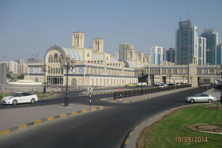 Privater Transfer von Dubai nach Sharjah