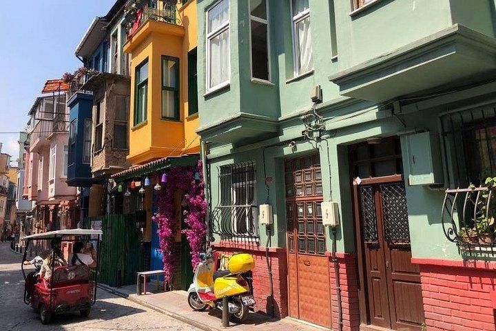 Galata Tower and Fener-Balat Walking Tour with Bosphorus Cruise