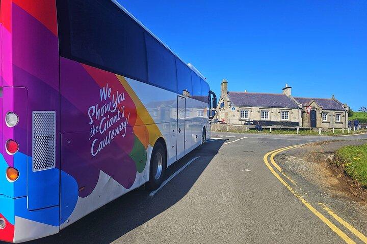 Tour de un día por la Calzada de los Gigantes y tour por la ciudad de Belfast