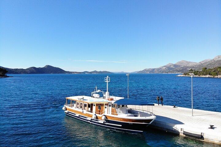 Excursión en barco con paradas libres desde Dubrovnik