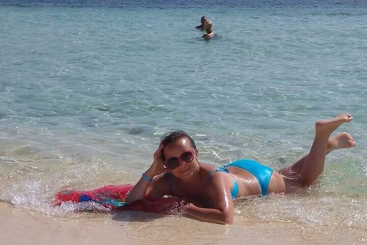 Ras Mohamed Full Day White Island på en yacht Sharm-el-Sheikh