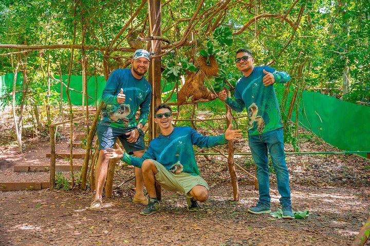 Roatan Private Excursion and Monkey Sloth Sanctuary