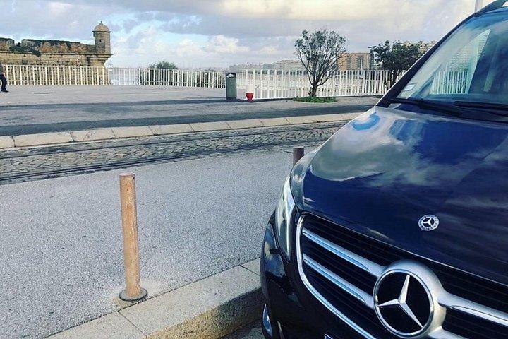 ポルト空港とホテル間の専用送迎