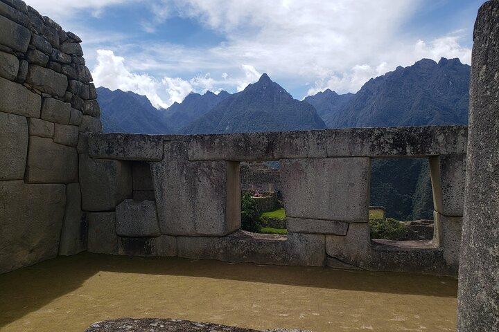 Explore Machu Picchu in One Day: Panoramic 360° Luxury Train