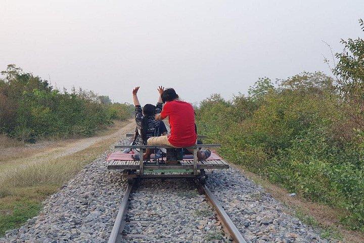Full Day From Siem Reap - Bamboo Train, Killing Cave & Sunset