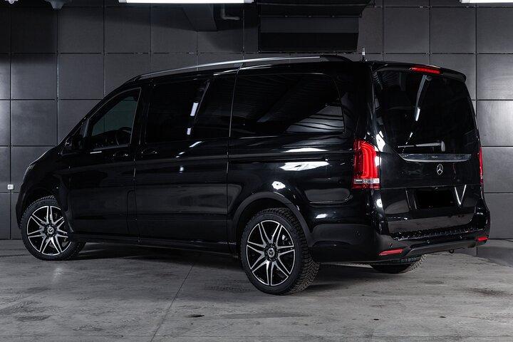 Rome to Fiumicino Airport Luxury Transfer V Class