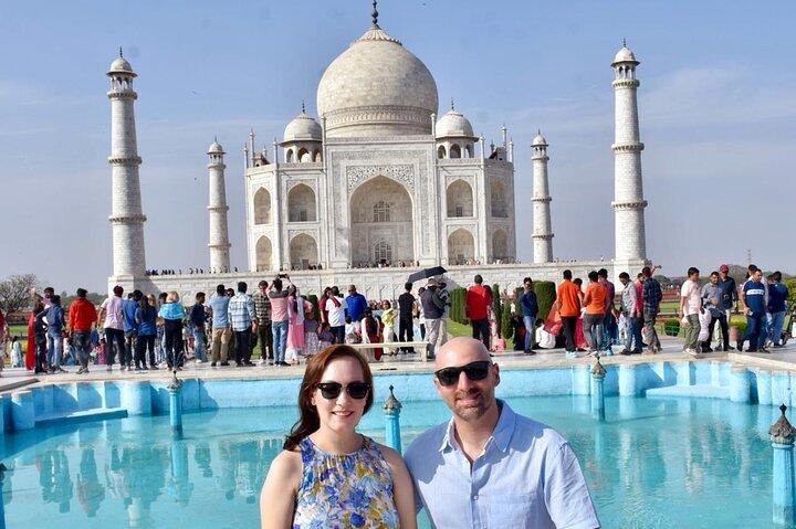 TajMahal och Agra Fort samma dagstur från Delhi med bil