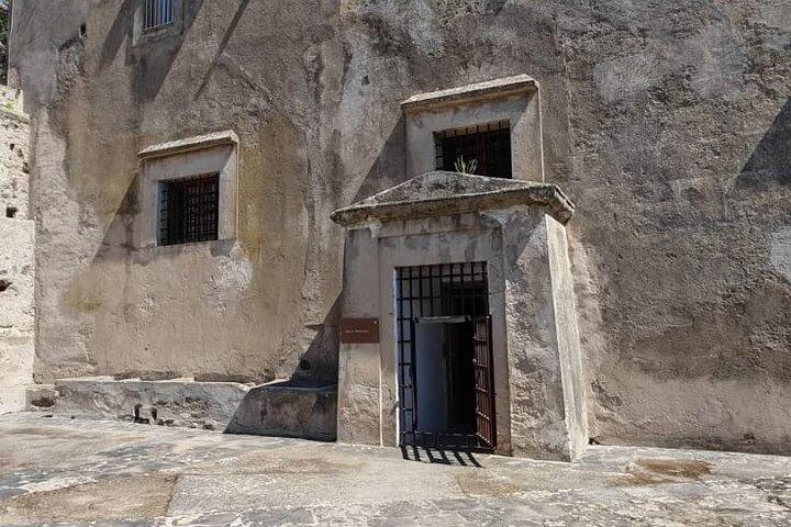 Visit in Freedom Aragonese Castle Ischia, with PDF Guide