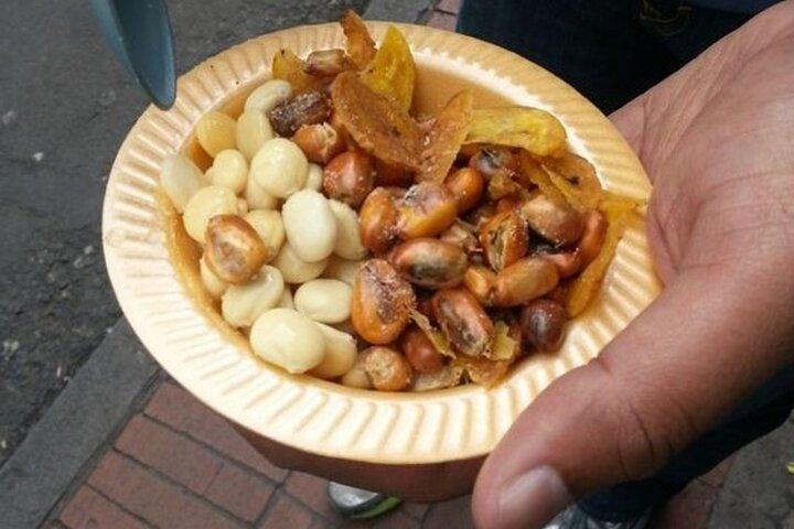 Il miglior tour di street food di Quito con una Guida locale