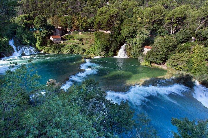 Fra Split eller Trogir: Krka vandfald og Primošten Sightseeing