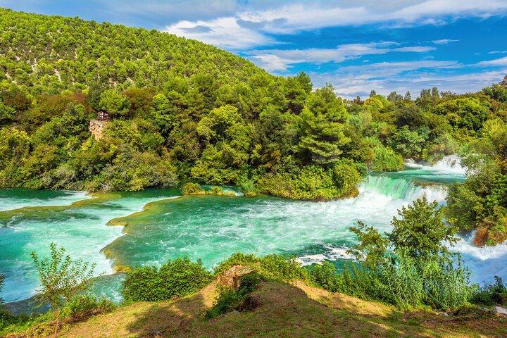 Cascadas de Krka y delicias dálmatas de Split o Trogir