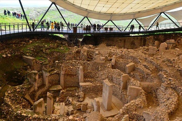 ギョベクリ・テペ＆シャンルウルファ市内観光1泊2日イスタンブール発