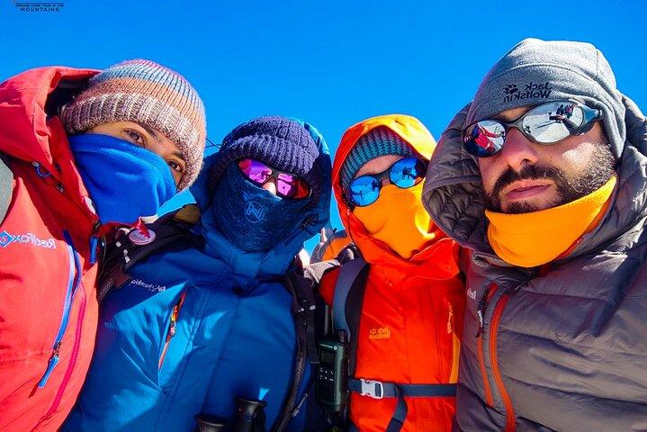 Escalade du Mont Ararat (5165 m)
