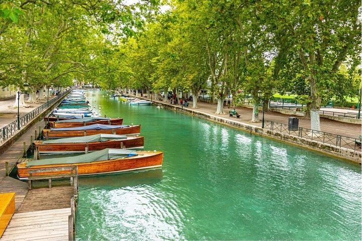 Tour privato di un'intera giornata da Ginevra ad Annecy