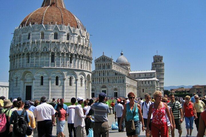 Tour de Pisa com Entrada na Torre + Ebook