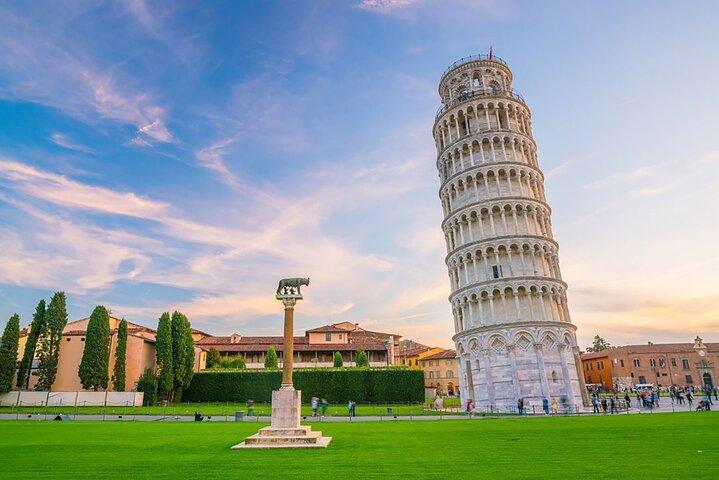 Tour de Pisa com Entrada na Torre + Ebook