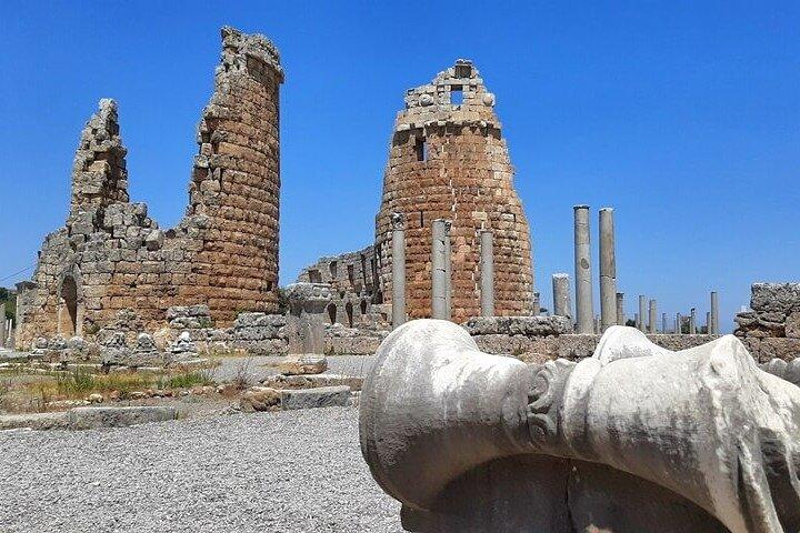 Da Antalya: tour dell'antica città di Perge e del tempio di Apollo