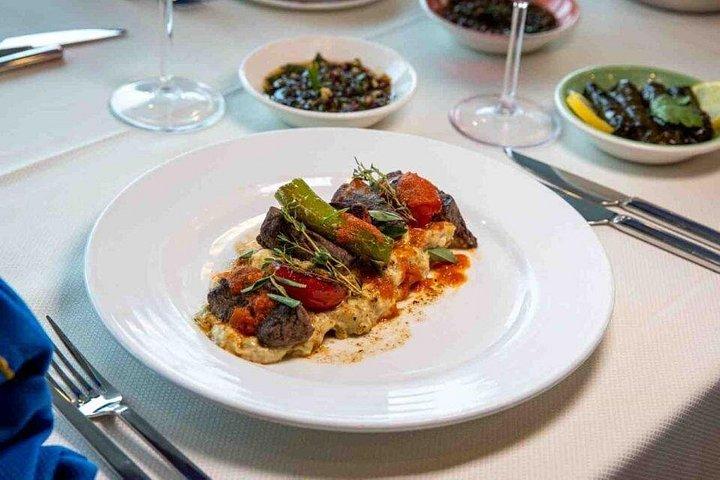 Istanbul Bosphorus Dinner Cruise Show (Private Table) with Pickup