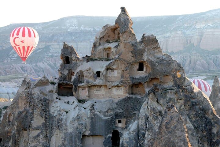 Cappadocia Red and Green Tour from Istanbul by Flight
