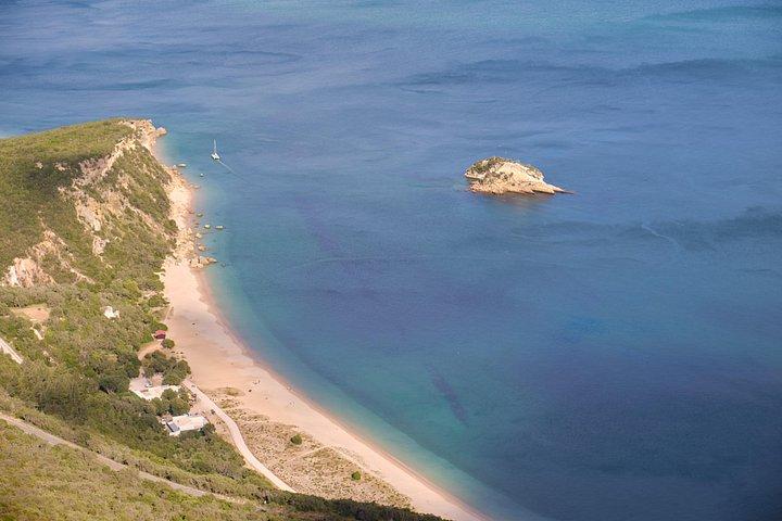 Boat trip Arrábida beaches, Setúbal (groups up to 10 people)
