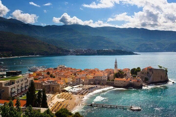 Traslado privado de ida desde Dubrovnik a Budva