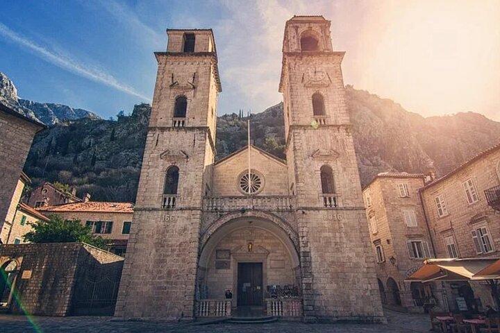 Transferência privada de ida de Dubrovnik para Kotor