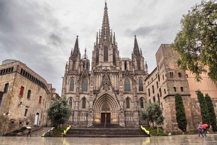 Sagrada Familia & Gotisches Viertel Private Tour