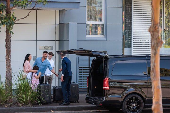 Transfert privé de luxe du CBD de Melbourne à l'aéroport de Melbourne