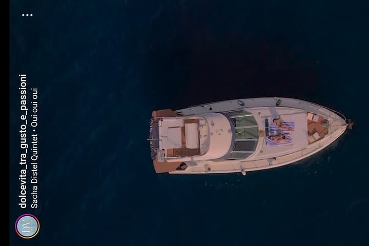 Capri Private tour in Azimut 43 with professional Chef
