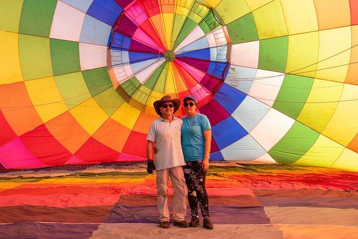 Voo de balão de ar quente em Ibiza com café da manhã
