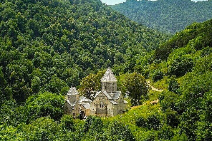Sevan und Dilijan | Tagestour in ARMENIEN
