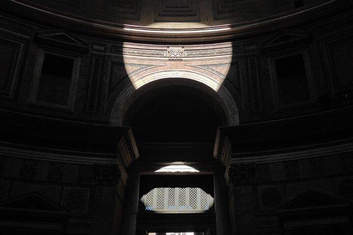 Pantheon: Semi-private Guided Tour with Entry Ticket