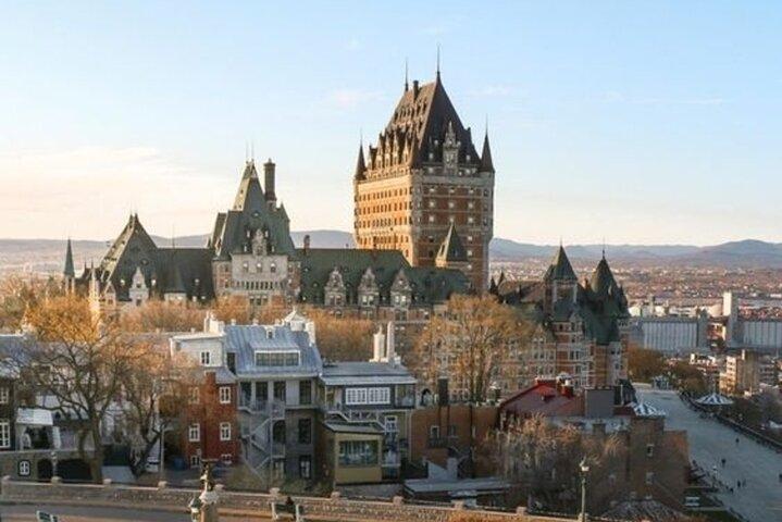 Privéwandeling op maat door Quebec met een lokale gids (privé)