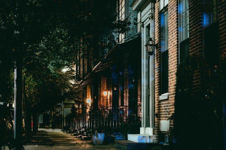 Baltimore Boos & Booze Pub Crawl infestato