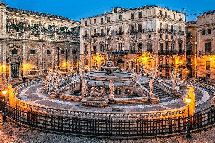 Palermo: Historic Center, Catacombs & Monreale Tour in CruiserCar