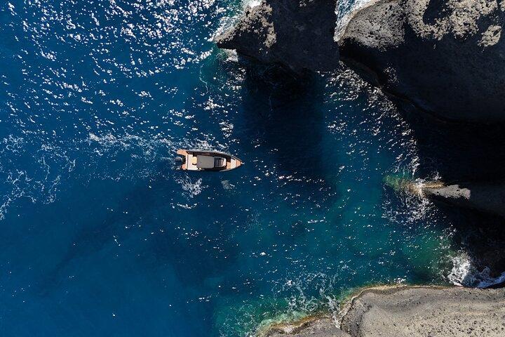 Crucero privado con capitán en Santorini
