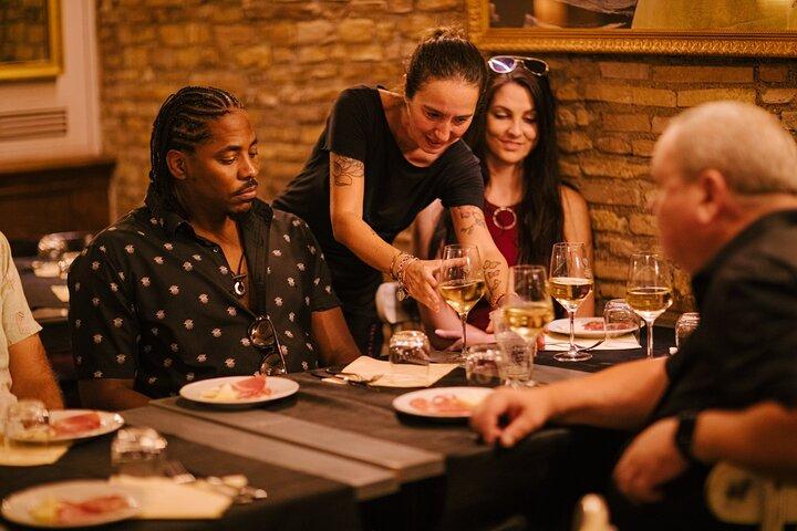 Rome : visite semi-ou privée en voiturette de golf en soirée avec apéritif