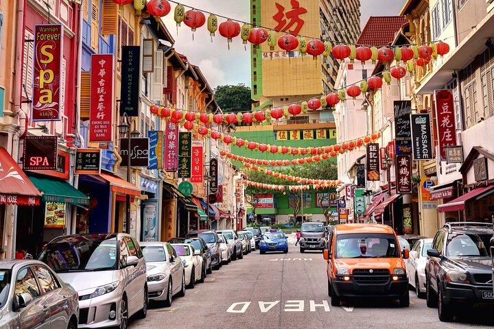 Tour privado de descubrimiento cultural por el Singapur histórico