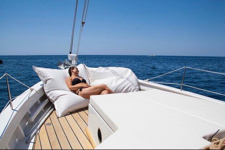 Ibiza: Privat seglingstur med tapas och öppen bar