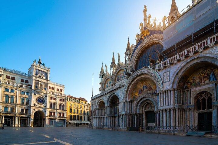 Veneza em um dia: Cidade Walk, Murano & Burano com almoço
