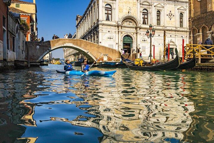 Excursion privée en famille en kayak : Découverte de Venise