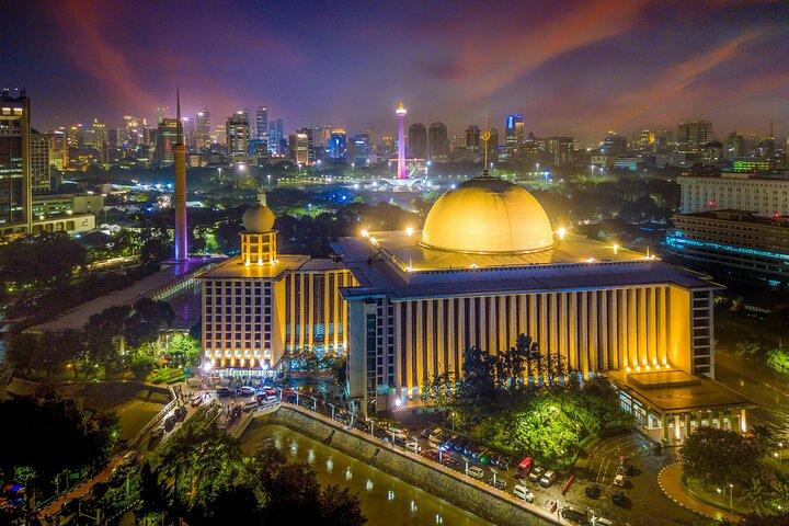 Jakarta Landmarks and Shopping Tour