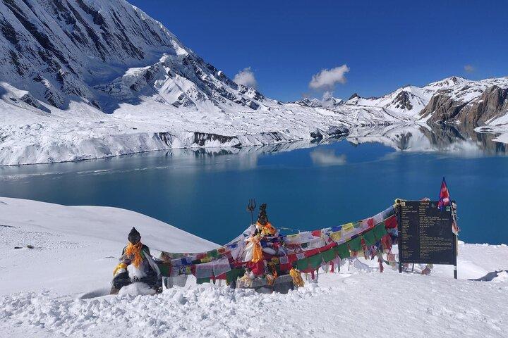 Trekking sul lago Tilicho e sul passo Mesokanto in Nepal per 15 giorni