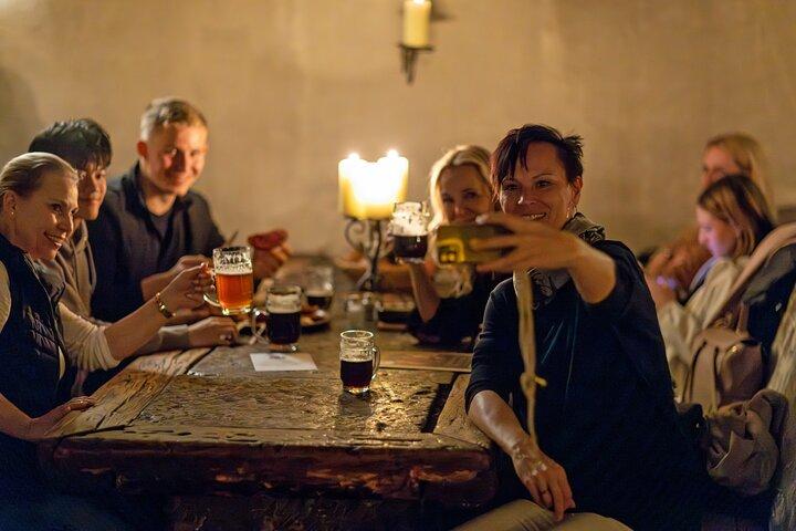 Prag til Detenice middelalderborg, bryggeri og middagsoplevelse